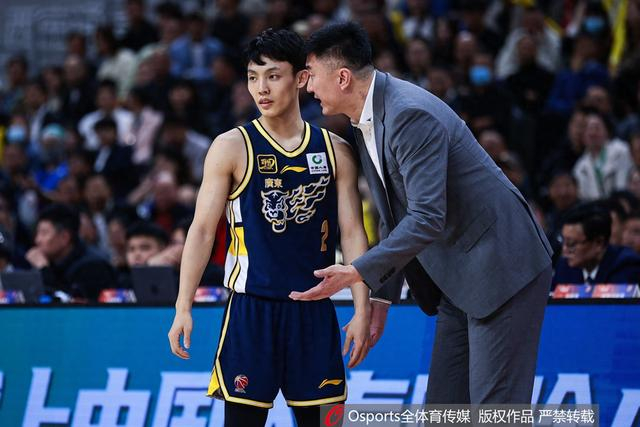 开云下载-广东男篮与墨尔本老虎进行3场热身赛 先后在韶关、深圳、顺德进行